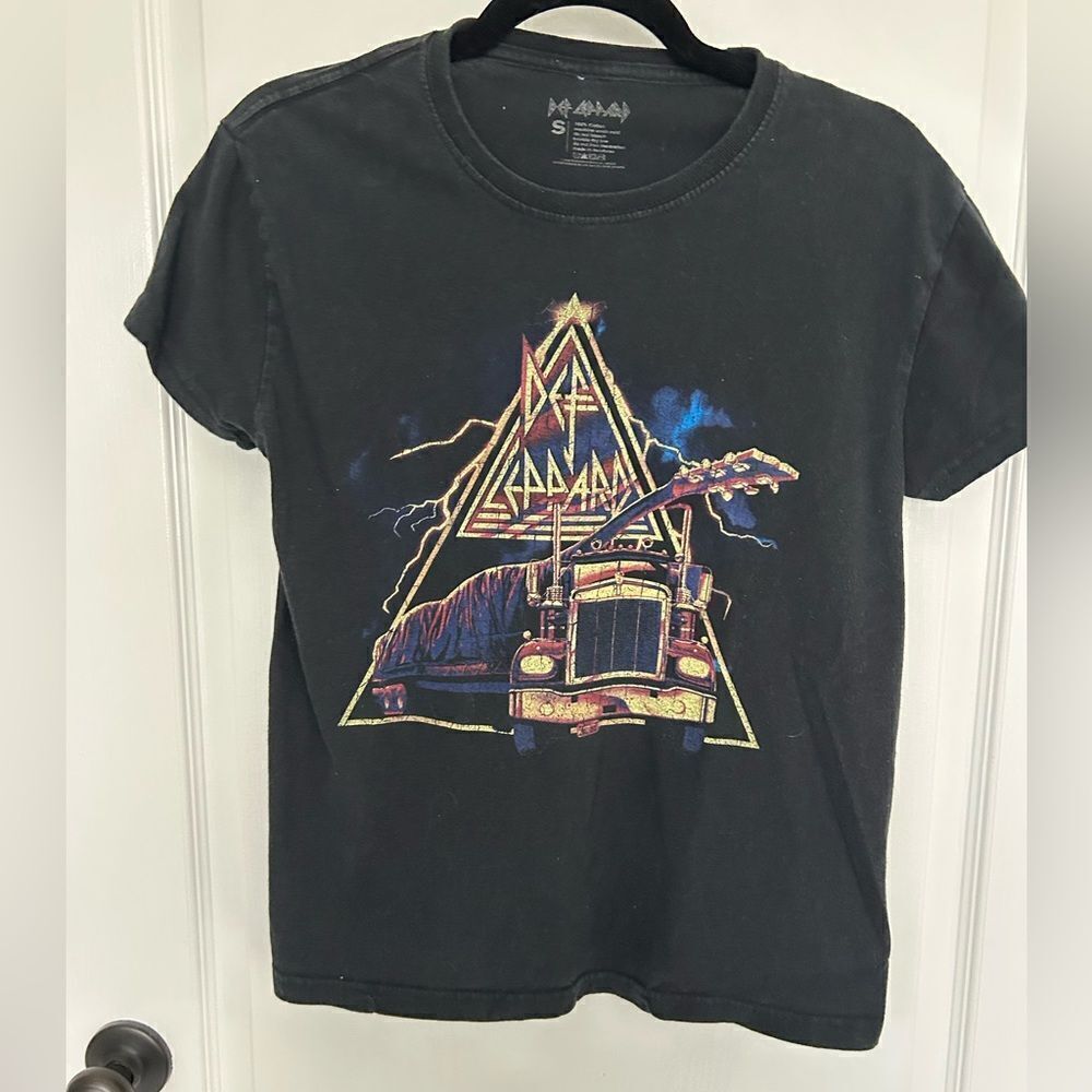 Def Leppard Women’s Black Short Sleeve 100% Cotton T-Shirt Size Small